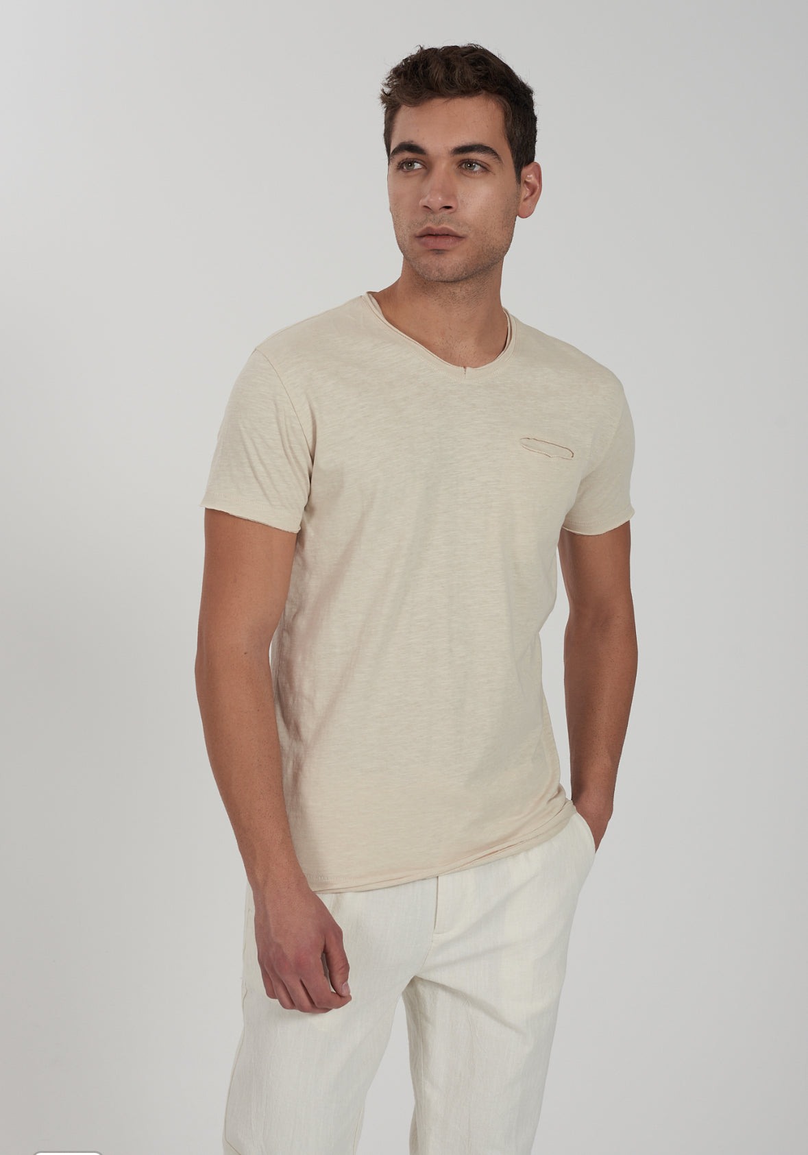 T-shirt uomo scollo a V taschino YES ZEE